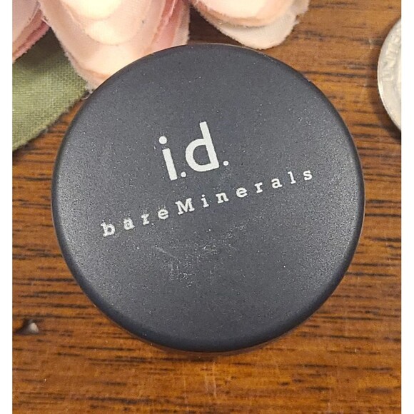Bare Escentuals I.d. bareMinerals Eye Color Shadow GLIMMER SUMMER .02 oz / .57 g - Picture 4 of 7